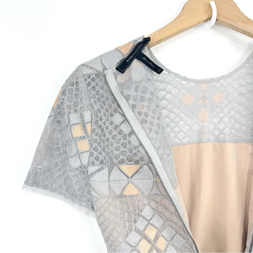 BCBGMAXAZRIA Light Dusk Contemporary Geometric Lace Mesh Overlay Peplum Blouse